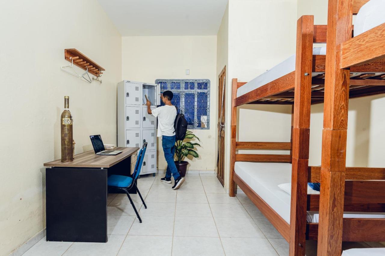 Hotel Filhos Da Promessa 图库鲁伊 外观 照片